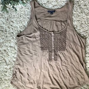 AMERICAN EAGLE Textured Button Tank. Size Medium